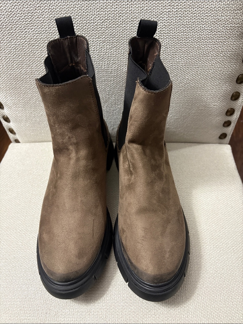 Zigi Soho Brown Suede Chelsea Booties with Black Elastic
